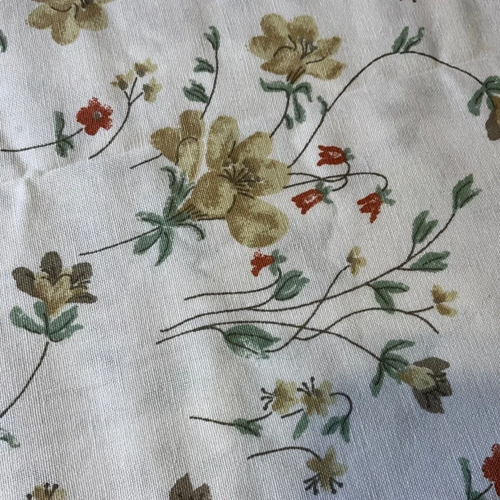 Vintage Vera Neumann Tablecloth Floral‎ Fabric Cream Yellow Red Flowers Green